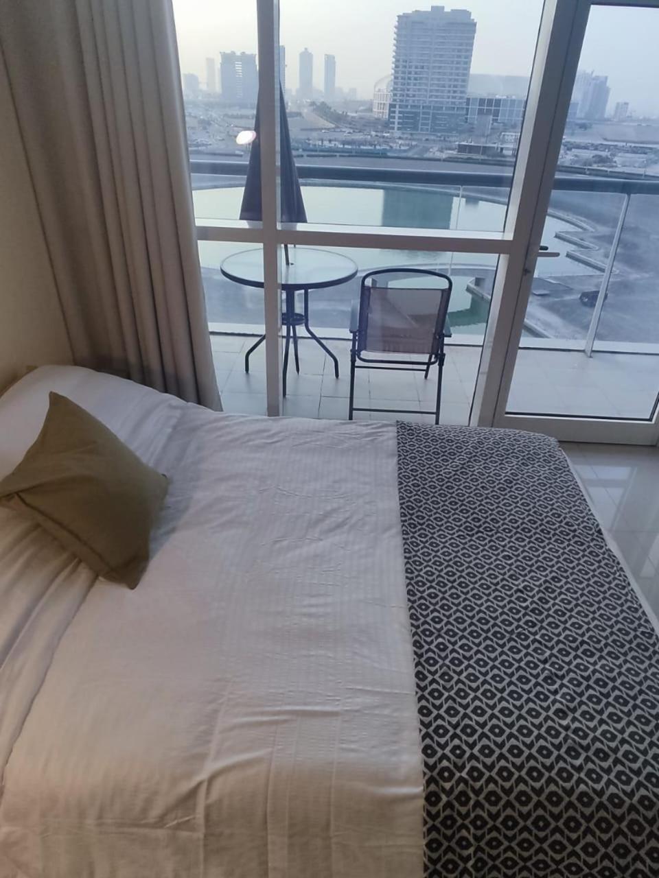 Studio In The Heart Of Sports City -Great View & Amenities! Dubai Exterior foto